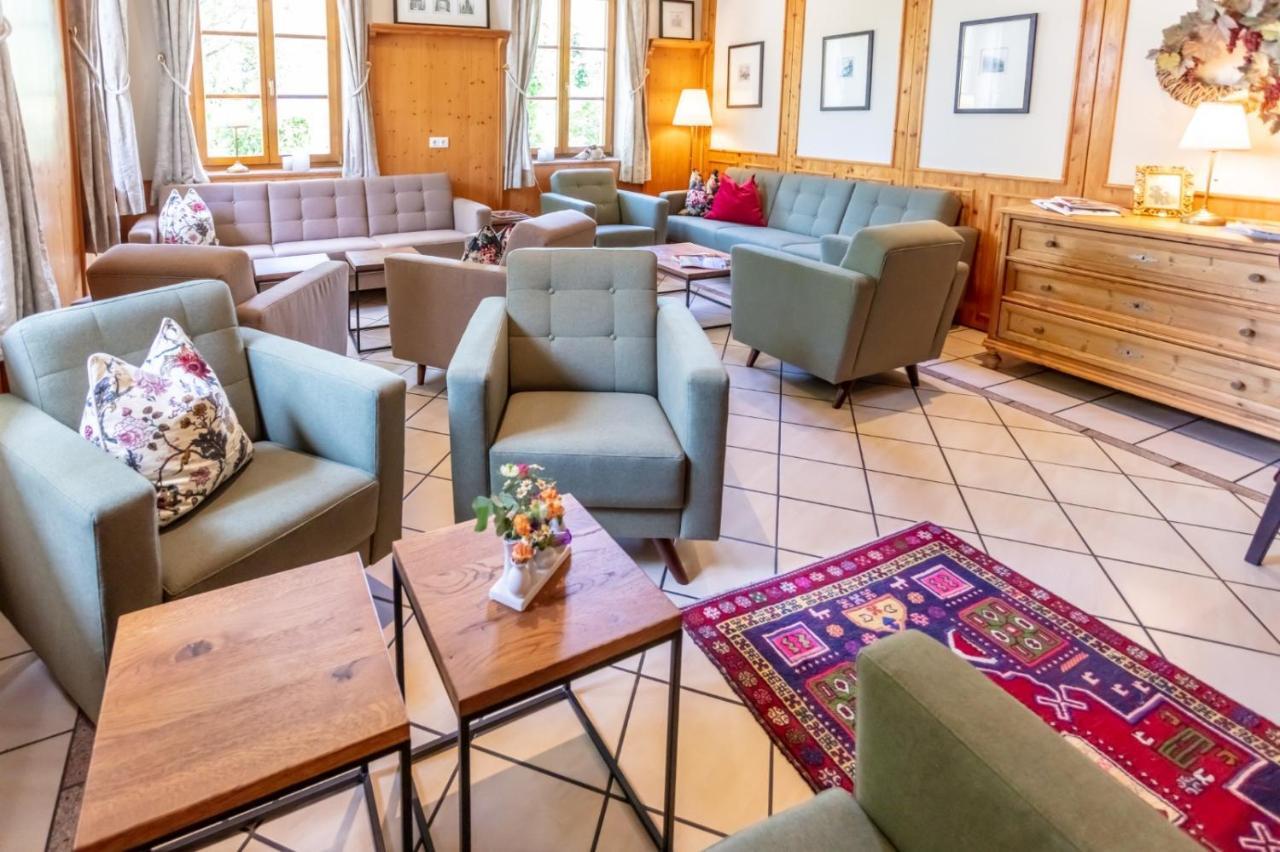 Donauwirt - Hotel Garni ヴァイセンキルヒェン・イン・デア・ヴァッハウ エクステリア 写真
