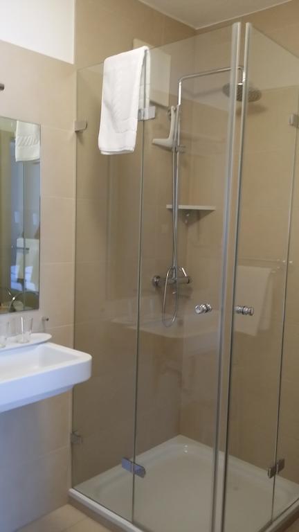Donauwirt - Hotel Garni ヴァイセンキルヒェン・イン・デア・ヴァッハウ エクステリア 写真